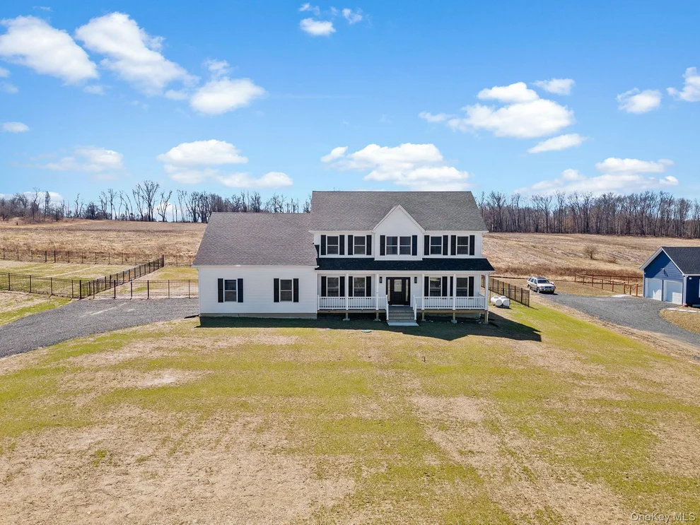 Unit for sale at 10 Harrier Ridge Drive, Shawangunk, NY 12589