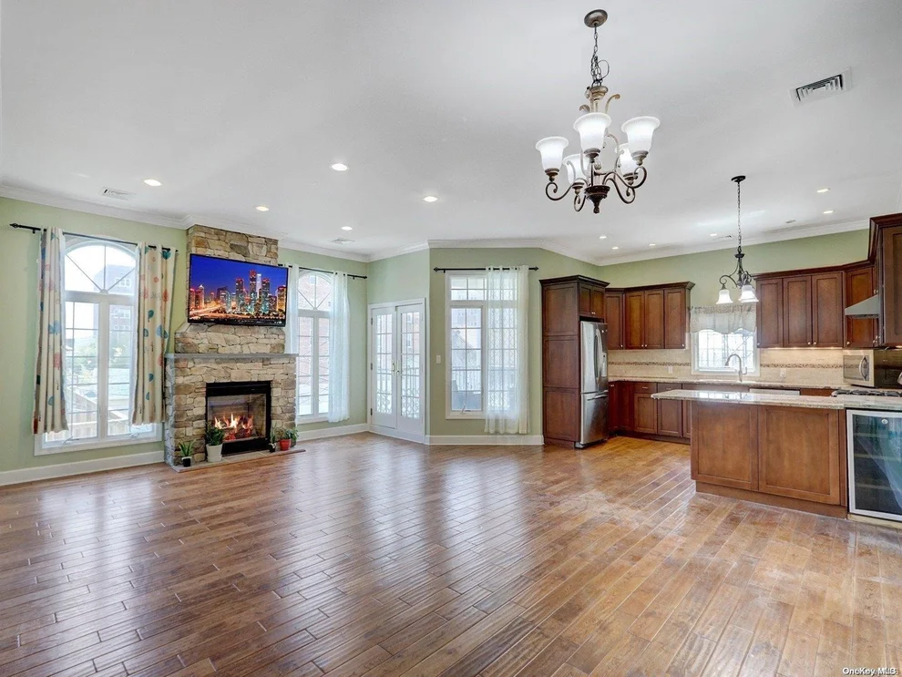 Unit for sale at 434 E Broadway, Long Beach, NY 11561