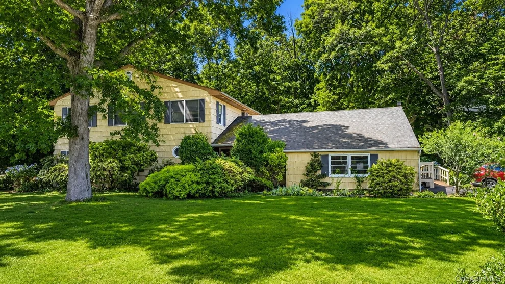 Unit for sale at 14 Tall Tree Lane, Brookhaven, NY 11778