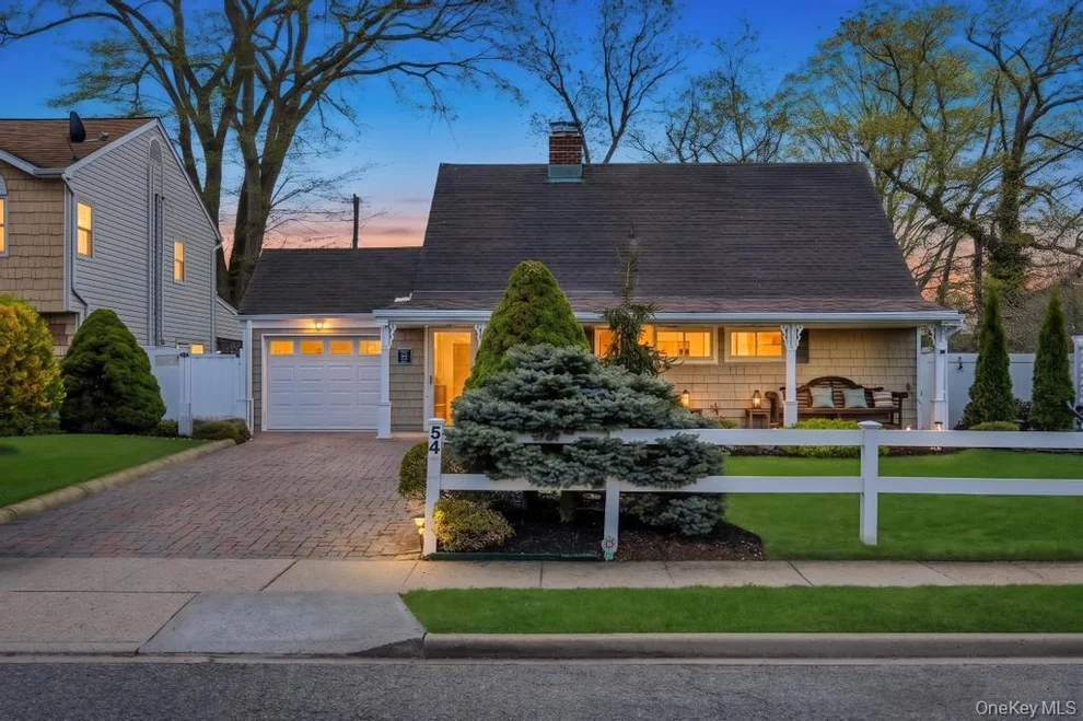 Unit for sale at 54 Polaris Drive, Hempstead, NY 11756
