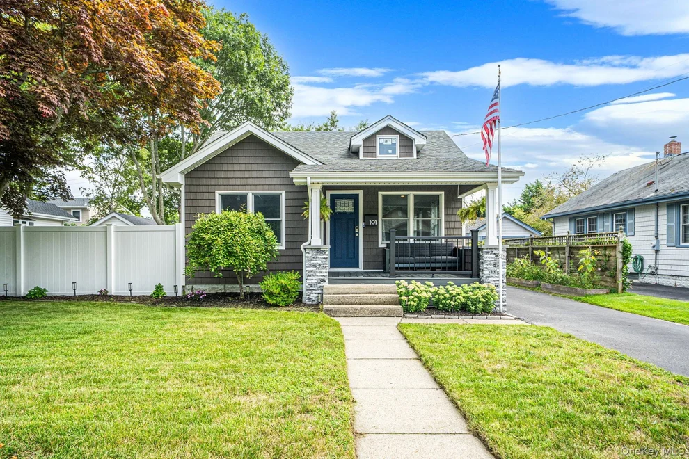 Unit for sale at 101 Highland Avenue, Brookhaven, NY 11772