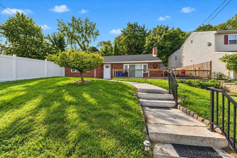 Unit for sale at 19 Cottage Avenue, Newburgh (City), NY 12550