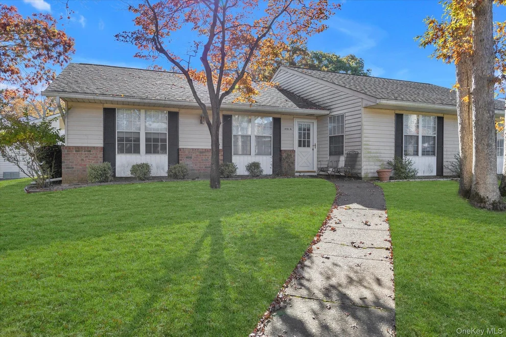 Unit for sale at 416 Weymouth Court, Brookhaven, NY 11961