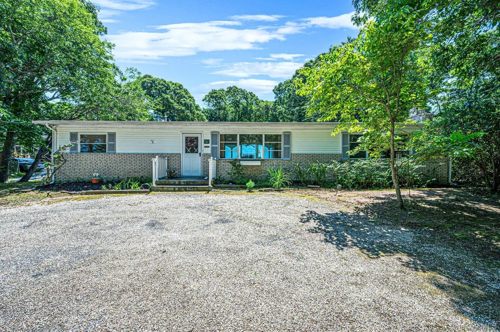Unit for sale at 1520 Meday Avenue, Southold, NY 11952