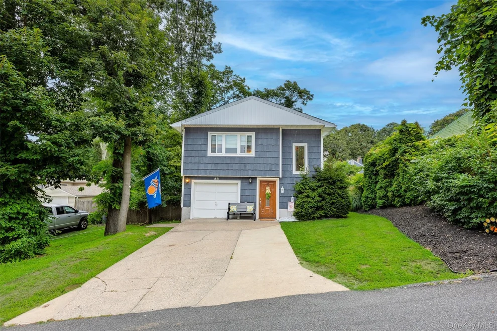 Unit for sale at 33 Manhasset Road, Brookhaven, NY 11789