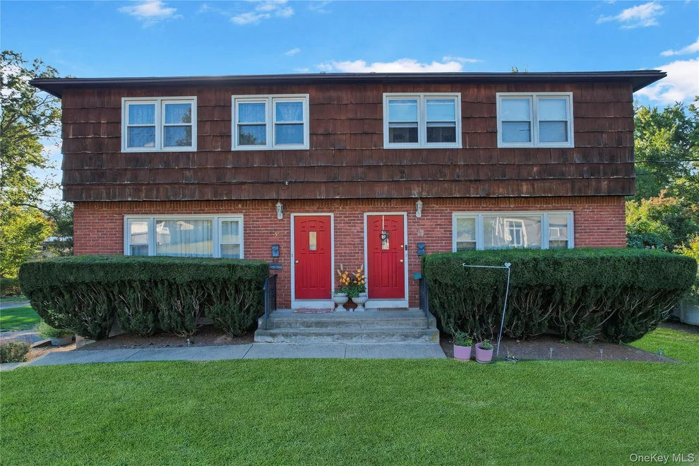 Unit for sale at 54-56 S Grant Avenue, Clarkstown, NY 10920