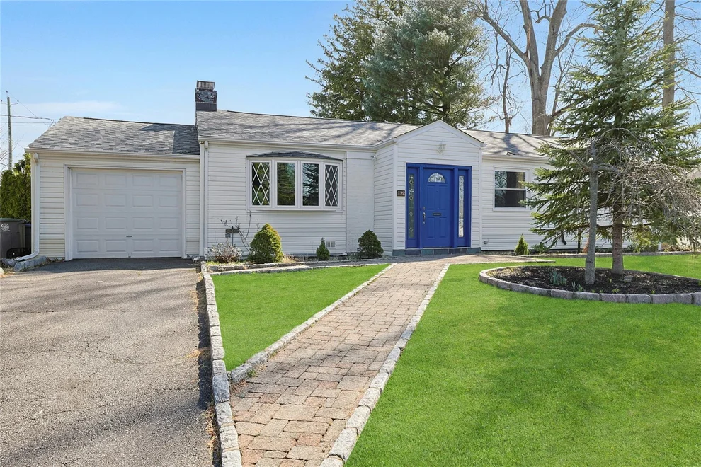 Unit for sale at 52 Bayne Place, White Plains, NY 10605