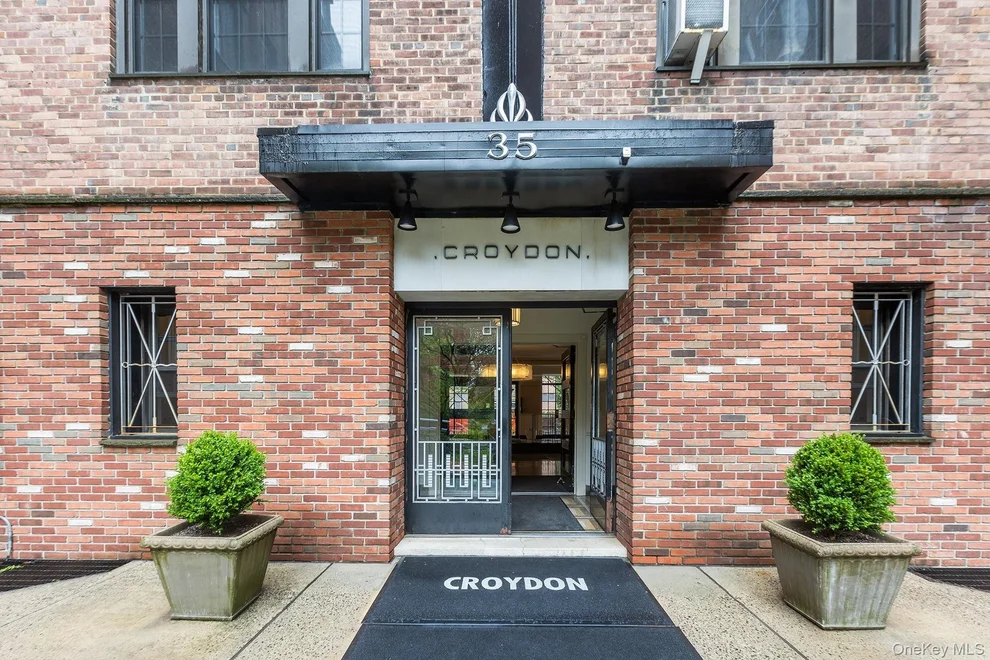 Unit for sale at 35 Parkview Avenue, Yonkers, NY 10708