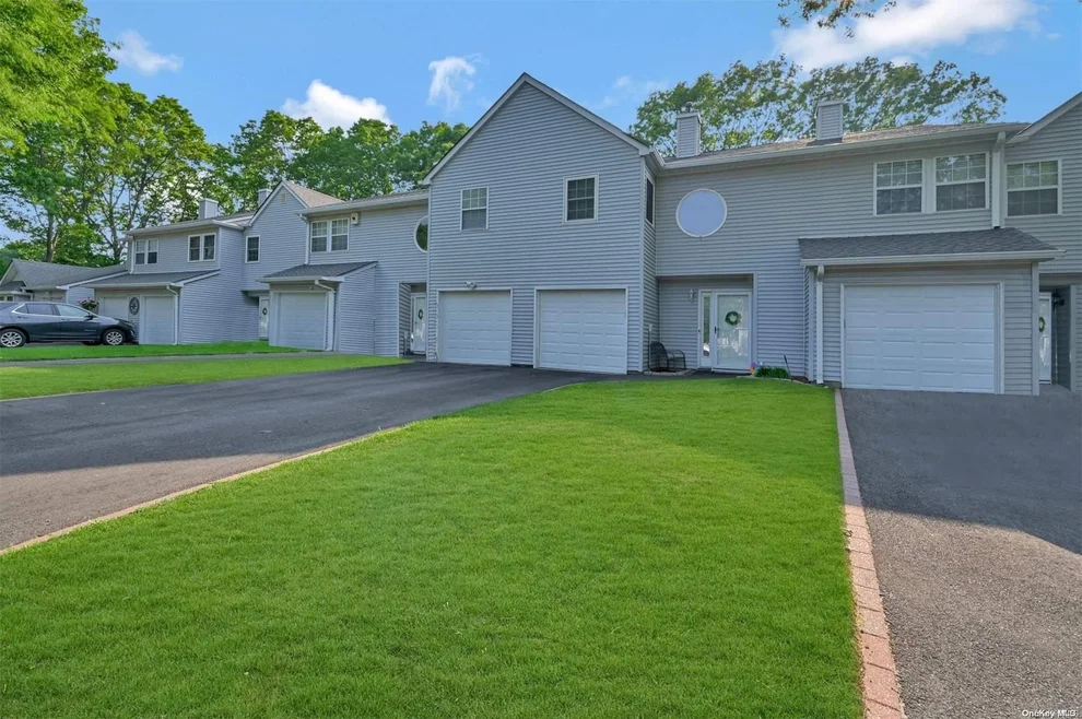 Unit for sale at 706 Sara Circle, Brookhaven, NY 11776