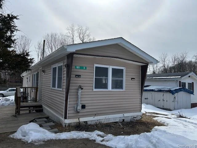 Unit for sale at 107 Floyd Ackert Rd, Esopus, NY 12493