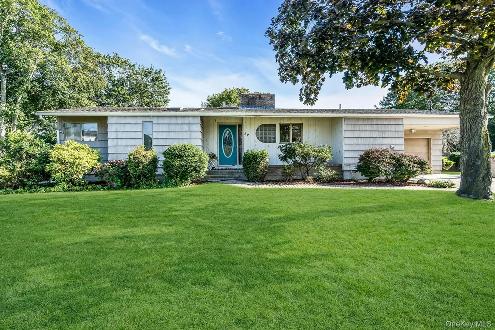 Unit for sale at 32 E 7th Street, Brookhaven, NY 11772