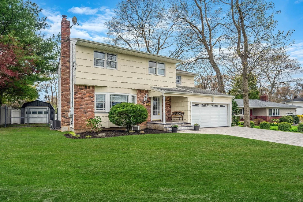Unit for sale at 42 Pitt Avenue, Babylon, NY 11729