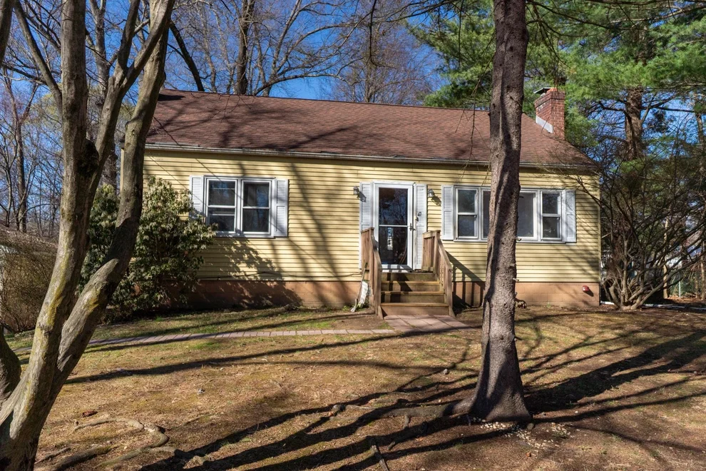 Unit for sale at 47 Alda Drive, Poughkeepsie (Town), NY 12603