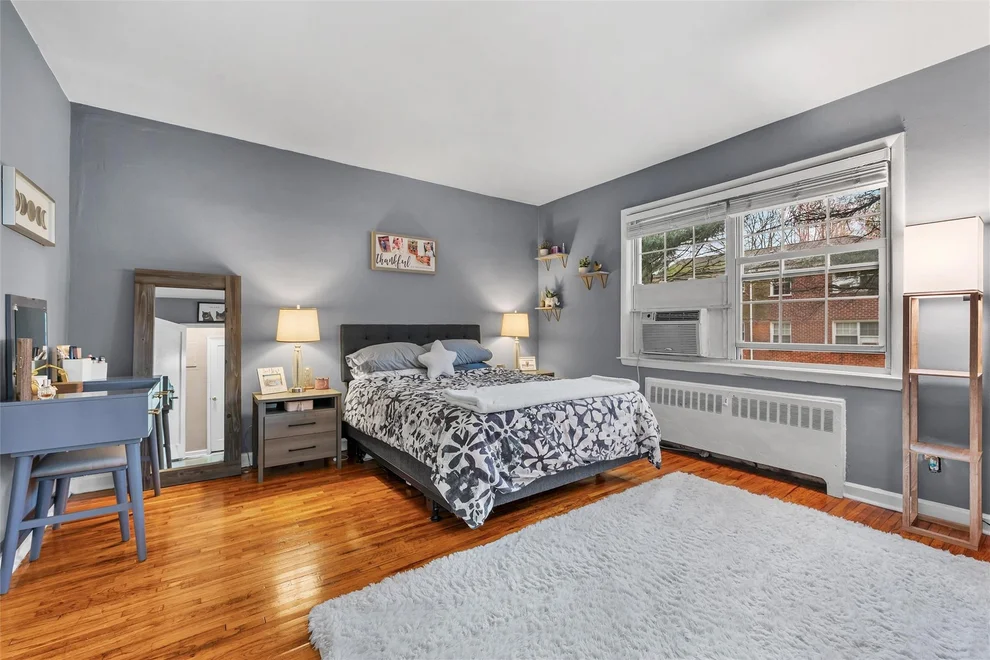 Unit for sale at 3 Fieldstone Drive, Greenburgh, NY 10530