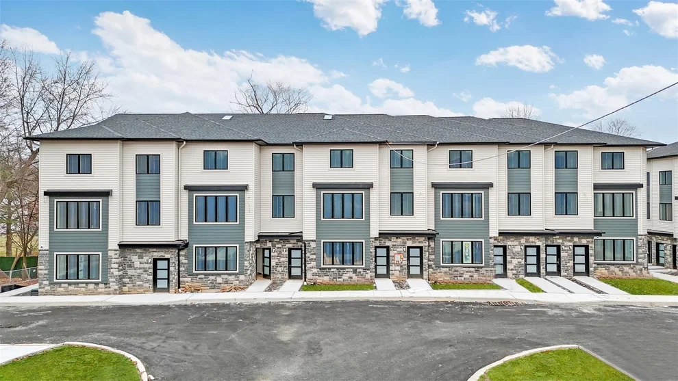 Unit for sale at 13 Lazer Court, Ramapo, NY 10977