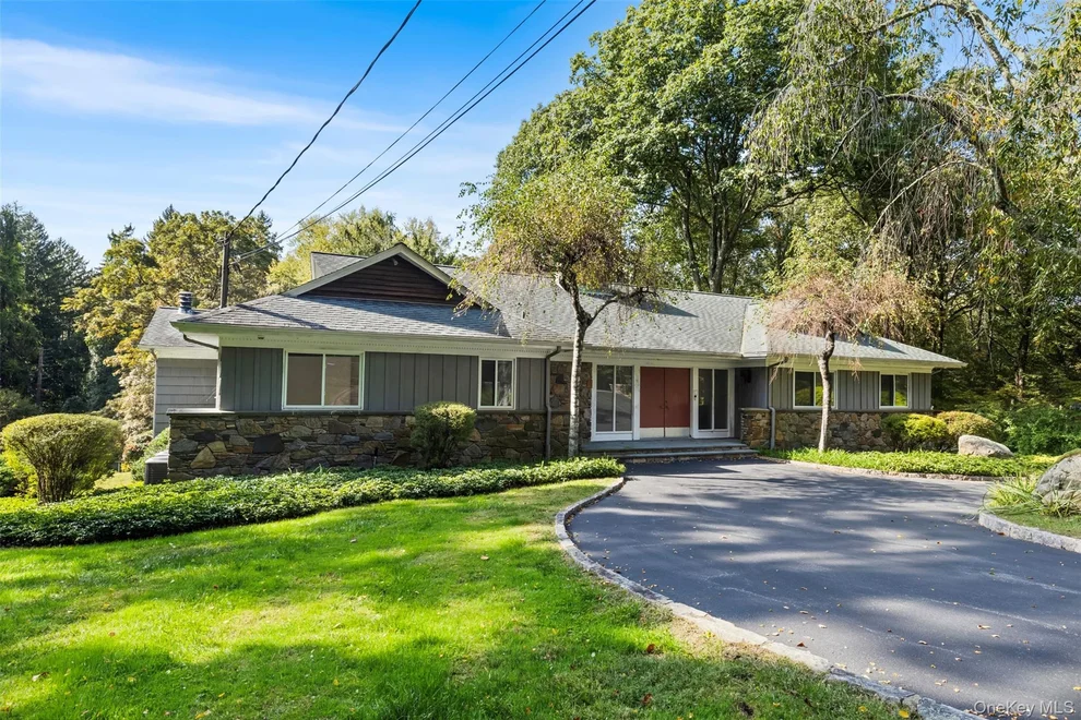 Unit for sale at 3 Troy Lane, Bedford, NY 10506