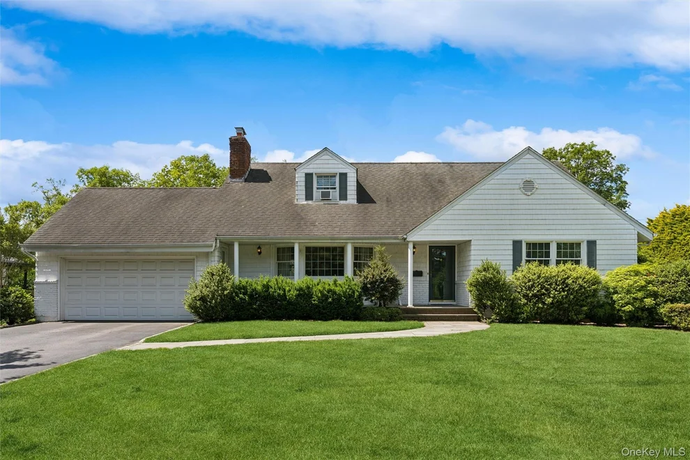 Unit for sale at 142 Rockaway Avenue, Hempstead, NY 11530
