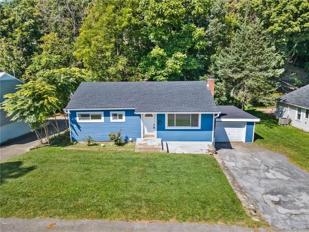 Unit for sale at 20 Woodside Place, Lloyd, NY 12528