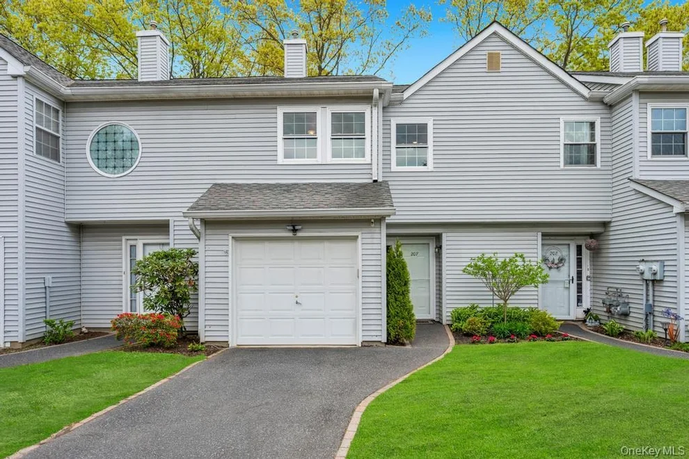 Unit for sale at 207 Sara Circle, Brookhaven, NY 11776
