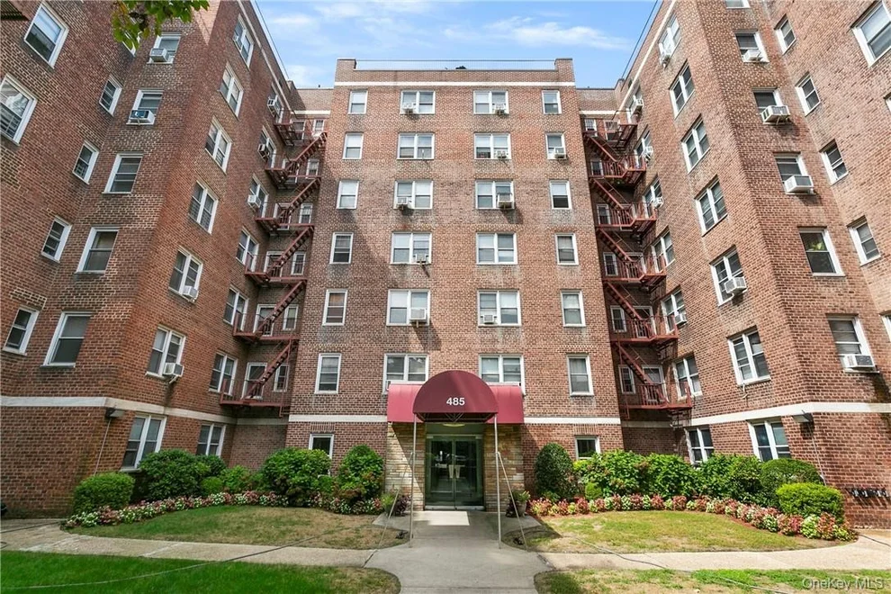 Unit for sale at 485 Bronx River Road, Yonkers, NY 10704