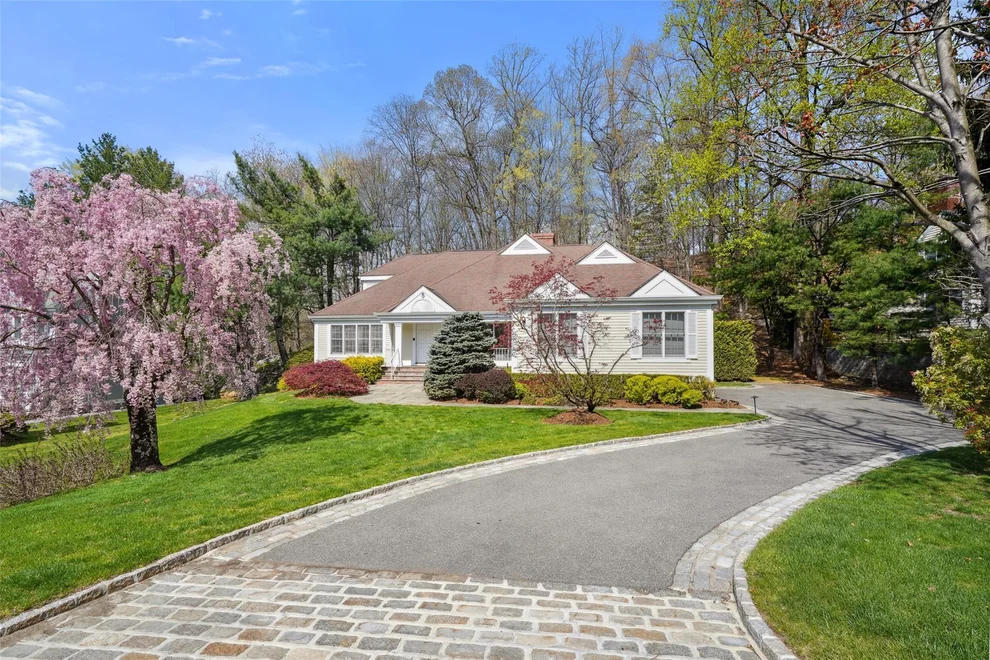 Unit for sale at 5 Avery Court, Harrison, NY 10604