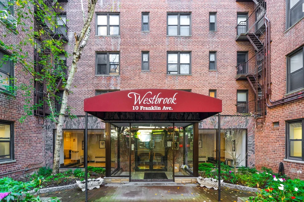 Unit for sale at 10 Franklin Avenue, White Plains, NY 10601