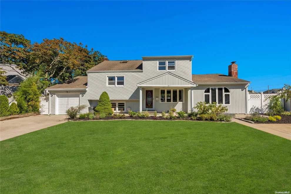 Unit for sale at 63 Jefferson Avenue, Islip, NY 11752