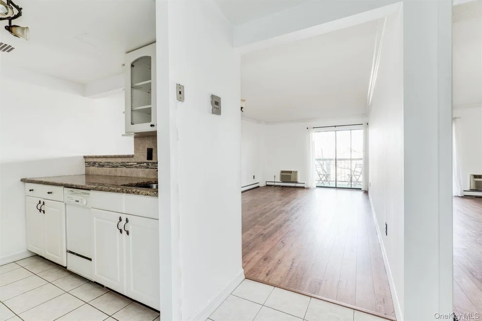 Unit for sale at 380 Fulton Street, Oyster Bay, NY 11735