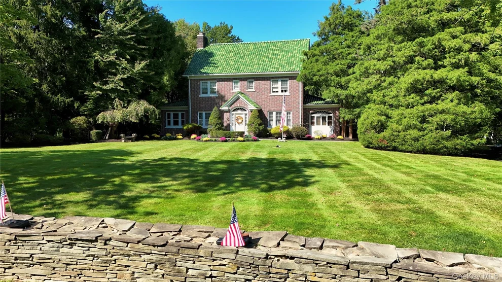 Unit for sale at 20 Demarest Avenue, Clarkstown, NY 10994