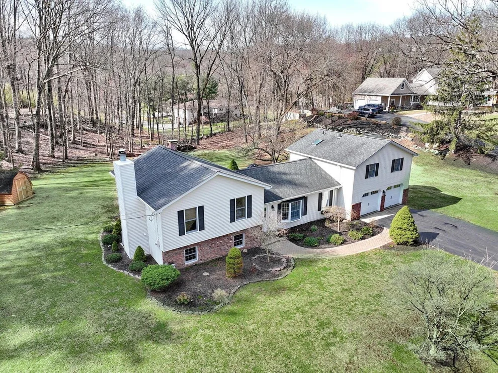Unit for sale at 3 De Camp Court, Stony Point, NY 10980