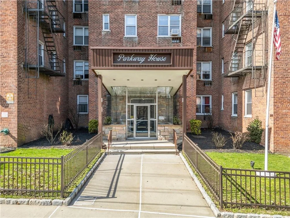 Unit for sale at 61 Bronx River Road, Yonkers, NY 10704