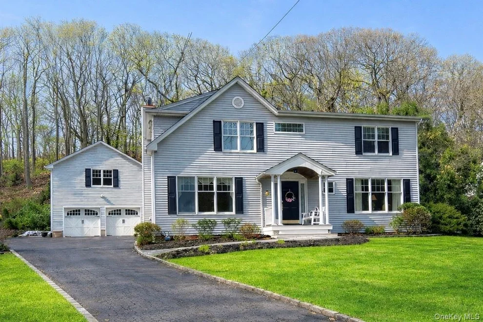 Unit for sale at 251 Vineyard Road, Huntington, NY 11743