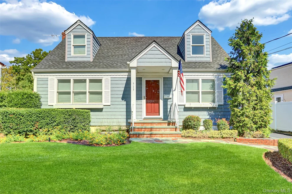 Unit for sale at 515 Chelsea Road, Hempstead, NY 11572