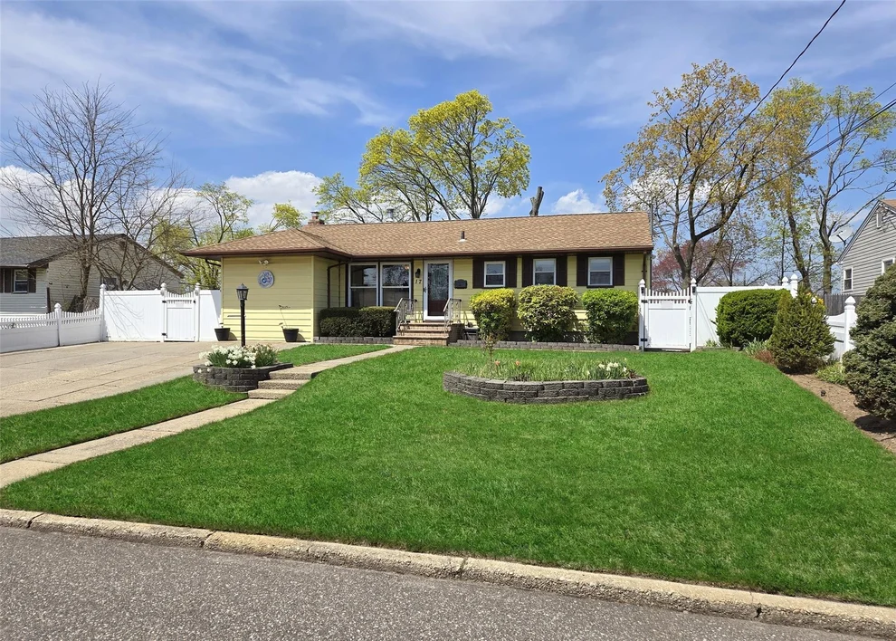 Unit for sale at 17 E Chestnut Street, Islip, NY 11722