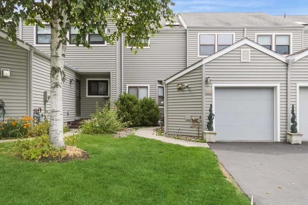Unit for sale at 175 Horseshoe Circle, Ossining, NY 10562