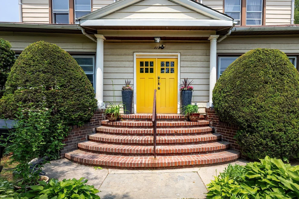 Unit for sale at 115 Primrose Avenue, Mount Vernon, NY 10552