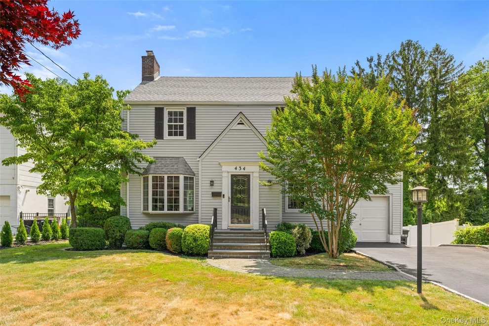 Unit for sale at 434 California Road, Eastchester, NY 10708