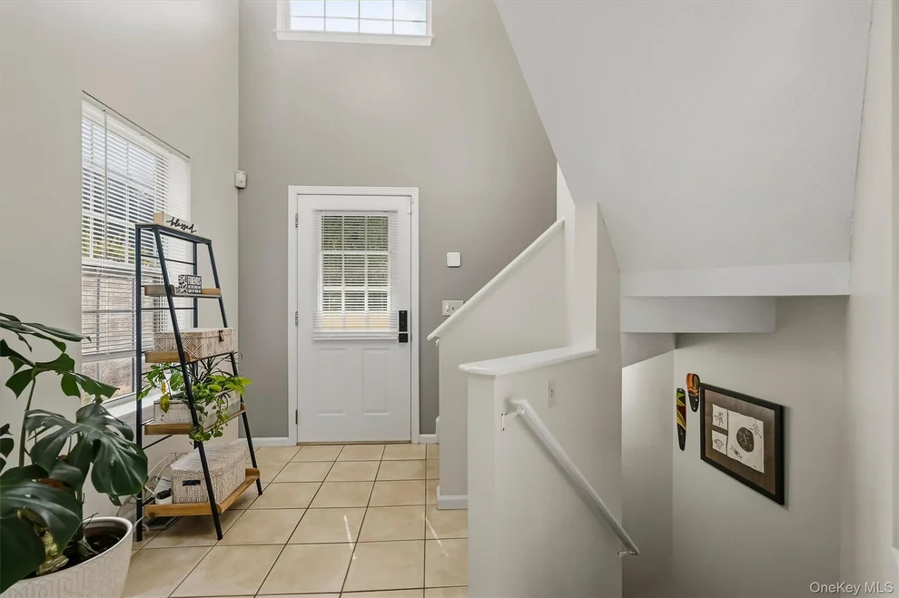 Unit for sale at 246 Crestwood Court, Fishkill, NY 12524