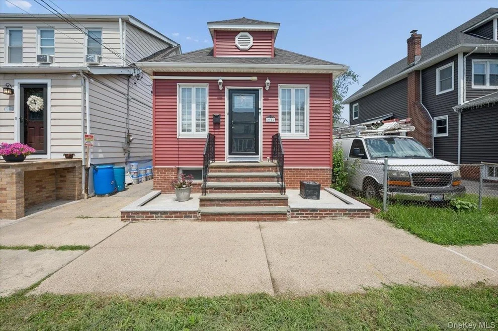 Unit for sale at 2915 Sommer Place, New York, NY 10465