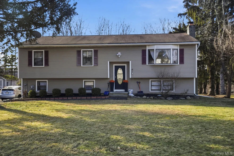 Unit for sale at 7 Magnolia Drive, Fishkill, NY 12590