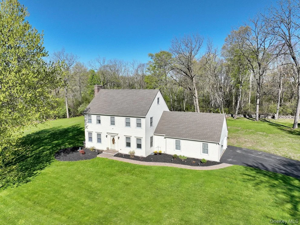 Unit for sale at 1051 Ridgebury Road, Wawayanda, NY 10958