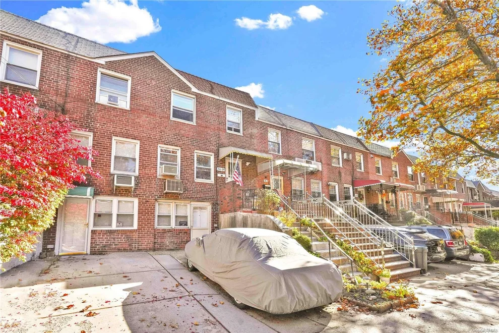Unit for sale at 56-09 Clearview Expressway, New York, NY 11364
