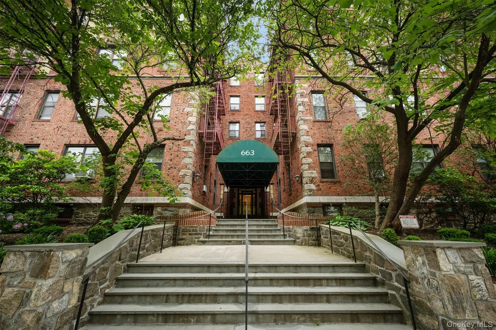 Unit for sale at 663 Locust Street, Mount Vernon, NY 10552