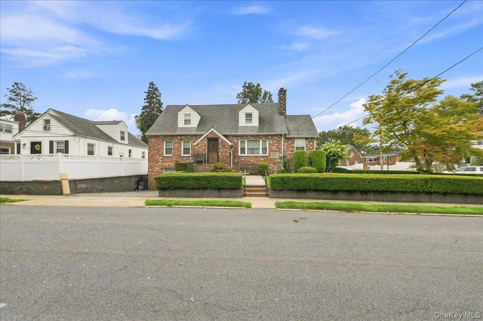 Unit for sale at 4 Holly Street, Yonkers, NY 10704