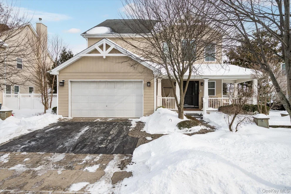 Unit for sale at 104 Brandywine Lane, Huntington, NY 11747