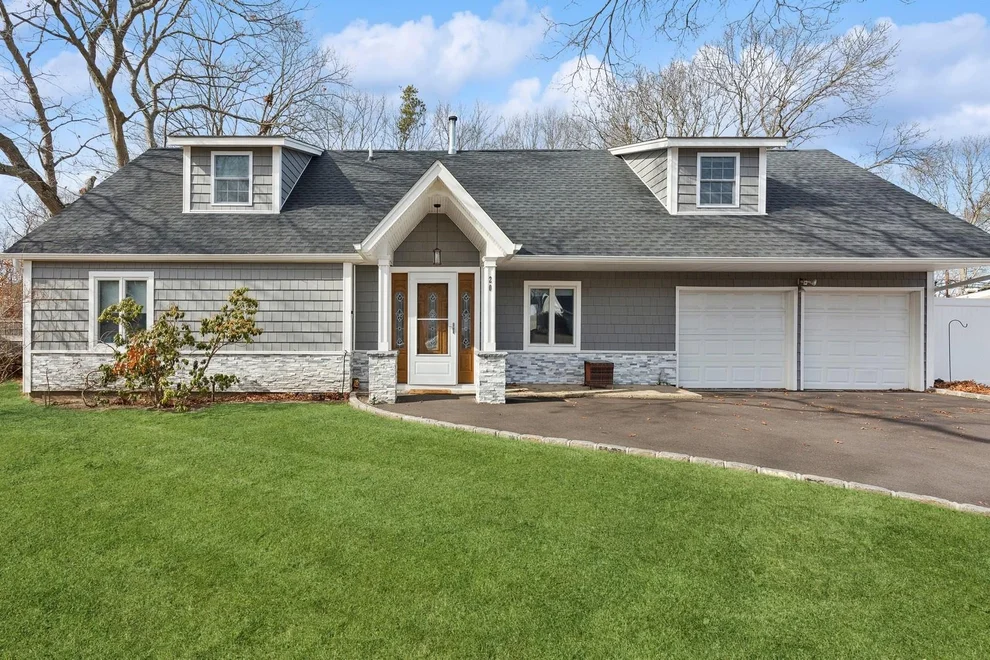 Unit for sale at 20 Hackberry Lane, Brookhaven, NY 11741