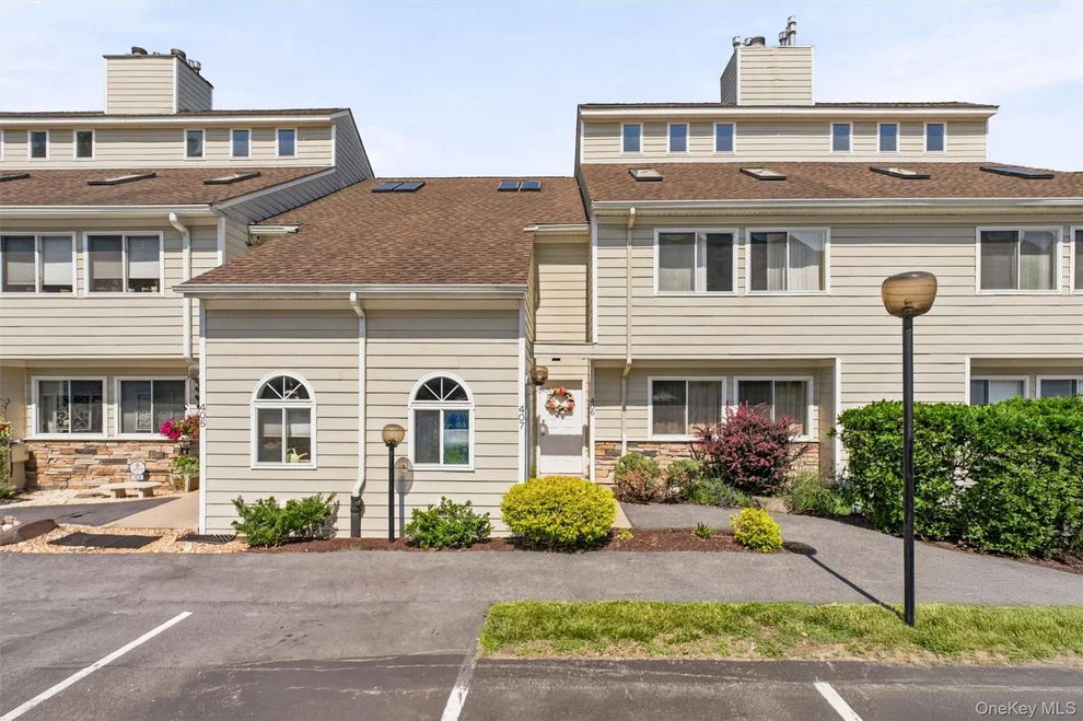 Unit for sale at 407 Crystal Hill Lane, Poughkeepsie, NY 12603
