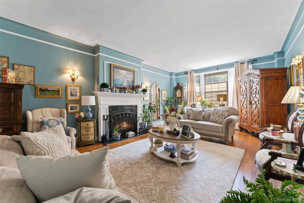 Unit for sale at 25 Parkview Avenue, Yonkers, NY 10708