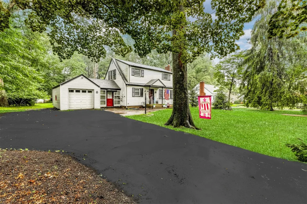Unit for sale at 5 Woodland Place, Ramapo, NY 10952