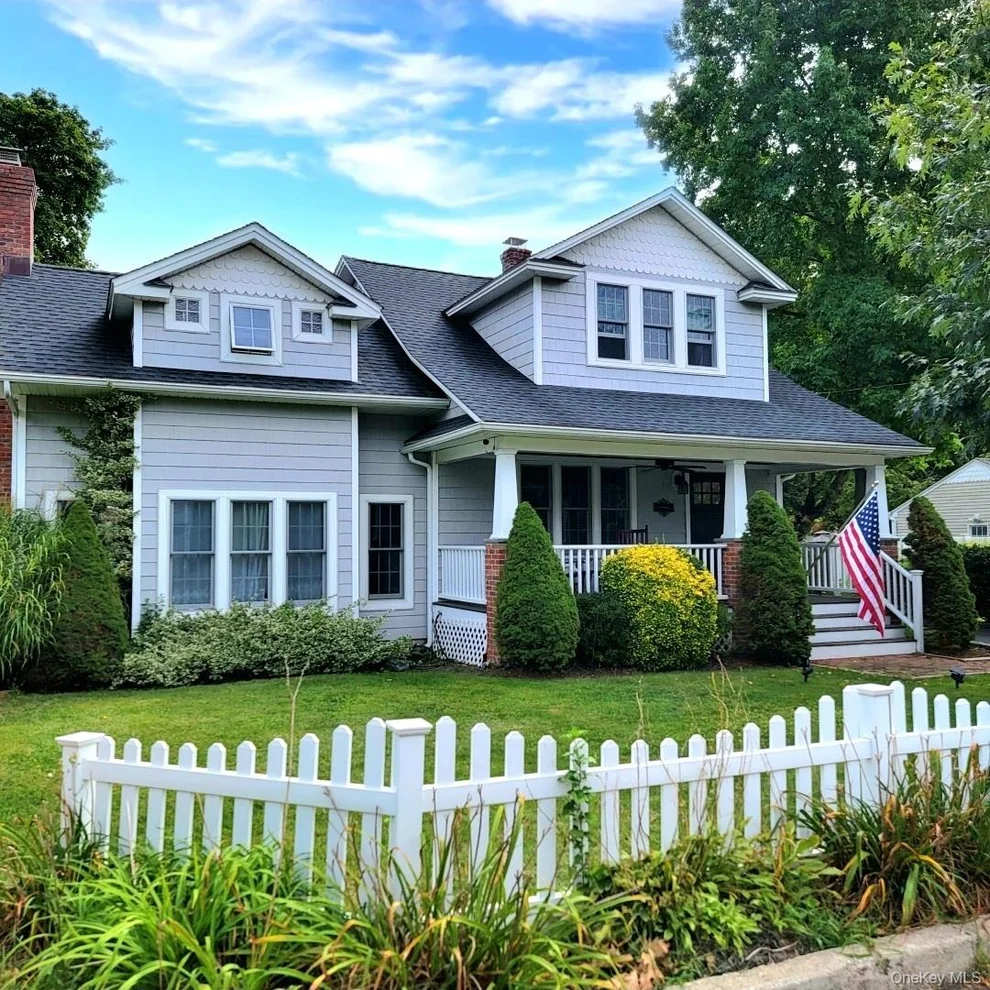 Unit for sale at 245 Northern Boulevard, Smithtown, NY 11780